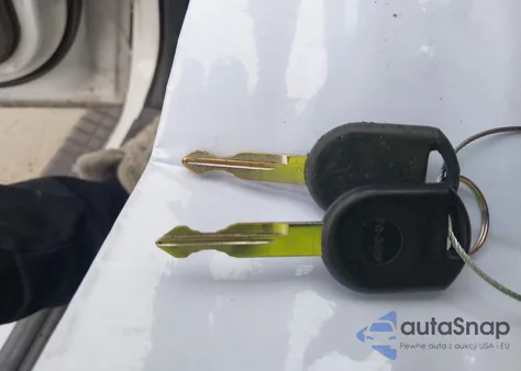 2005 Ford Explorer Xlt/Xlt Sport from USA, damaged, VIN 1FMZU73E85UA30743